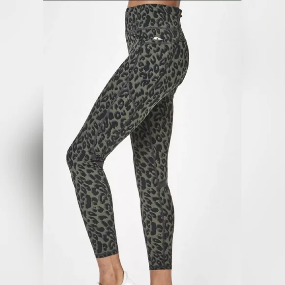 Sweaty Betty Zero Gravity Full Length Running Legging Black Olive Size Medium - Picture 3 of 16